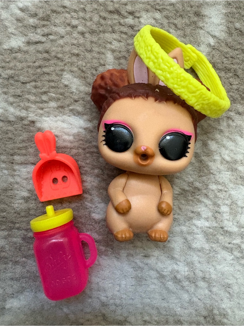 L.O.L. Surprise! Pets Bunny Champ Doll & Accessories